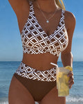Bikini de dos piezas con top estilo sostén y motivo de diamantes
