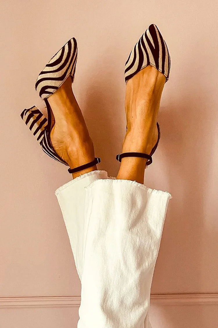 Keren™ Tacones puntiagudos con estampado de cebra – Elegancia audaz y estilo icónico