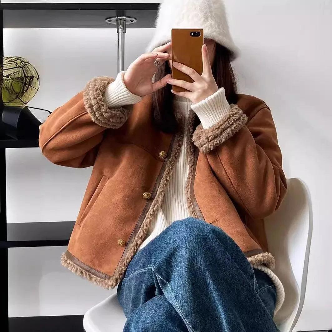 Chaqueta corta de piel sintética para mujer