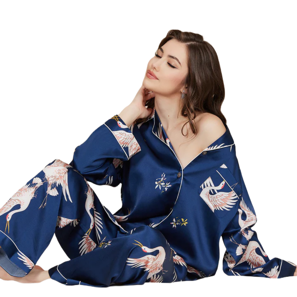 Pijama de seda de manga larga con estampado de grulla