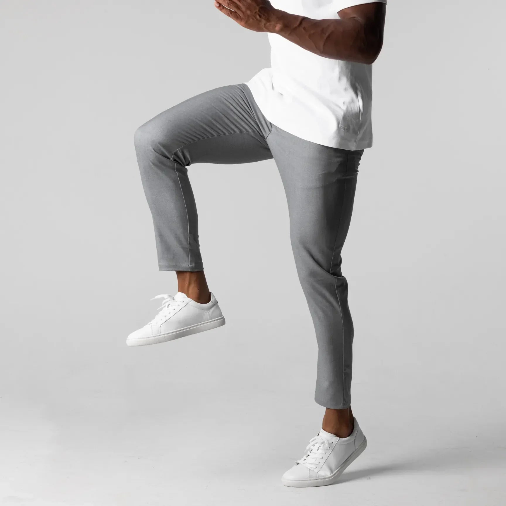 Cino - Chinos Elasticizados Premium