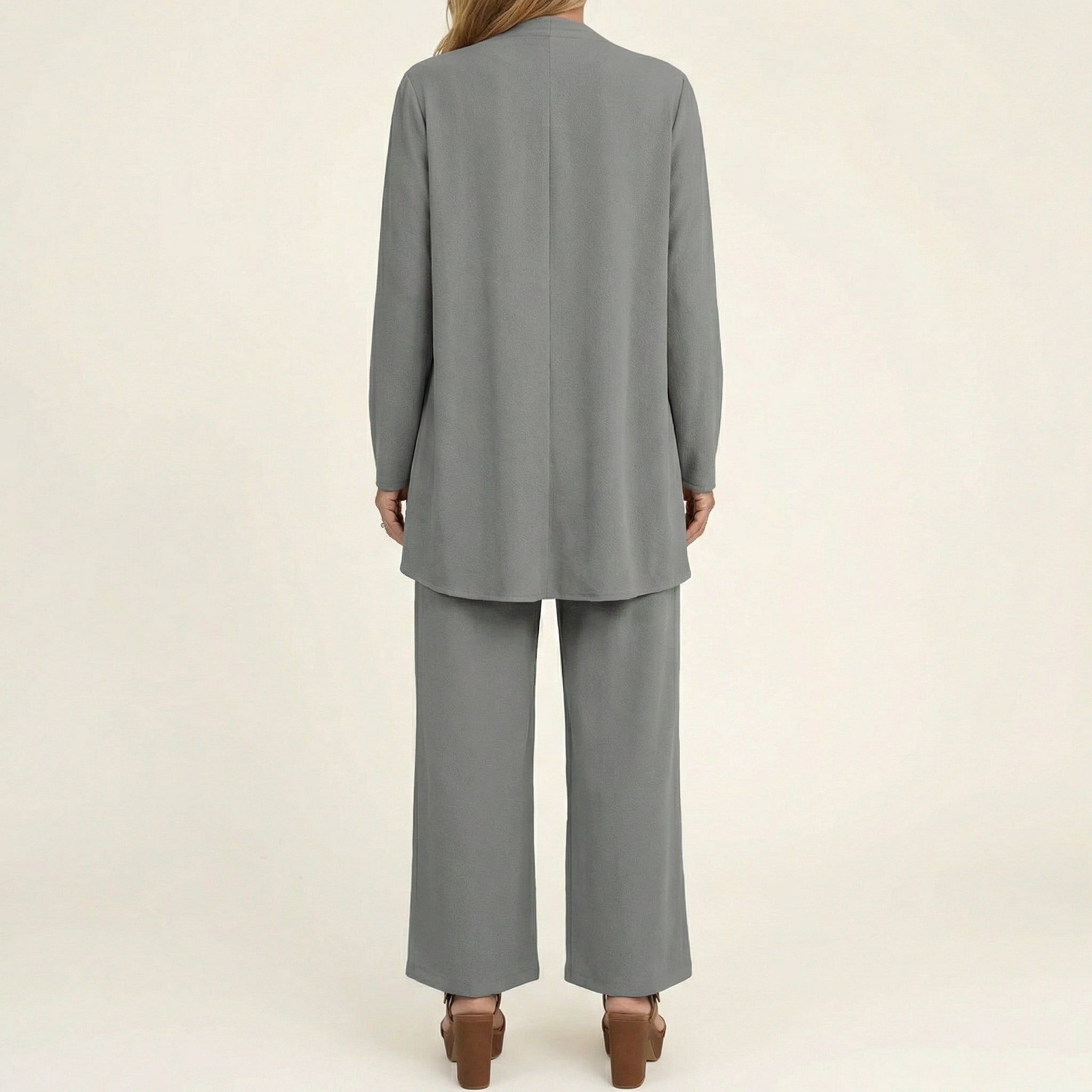 Vivienne | Conjunto minimalista de tres piezas