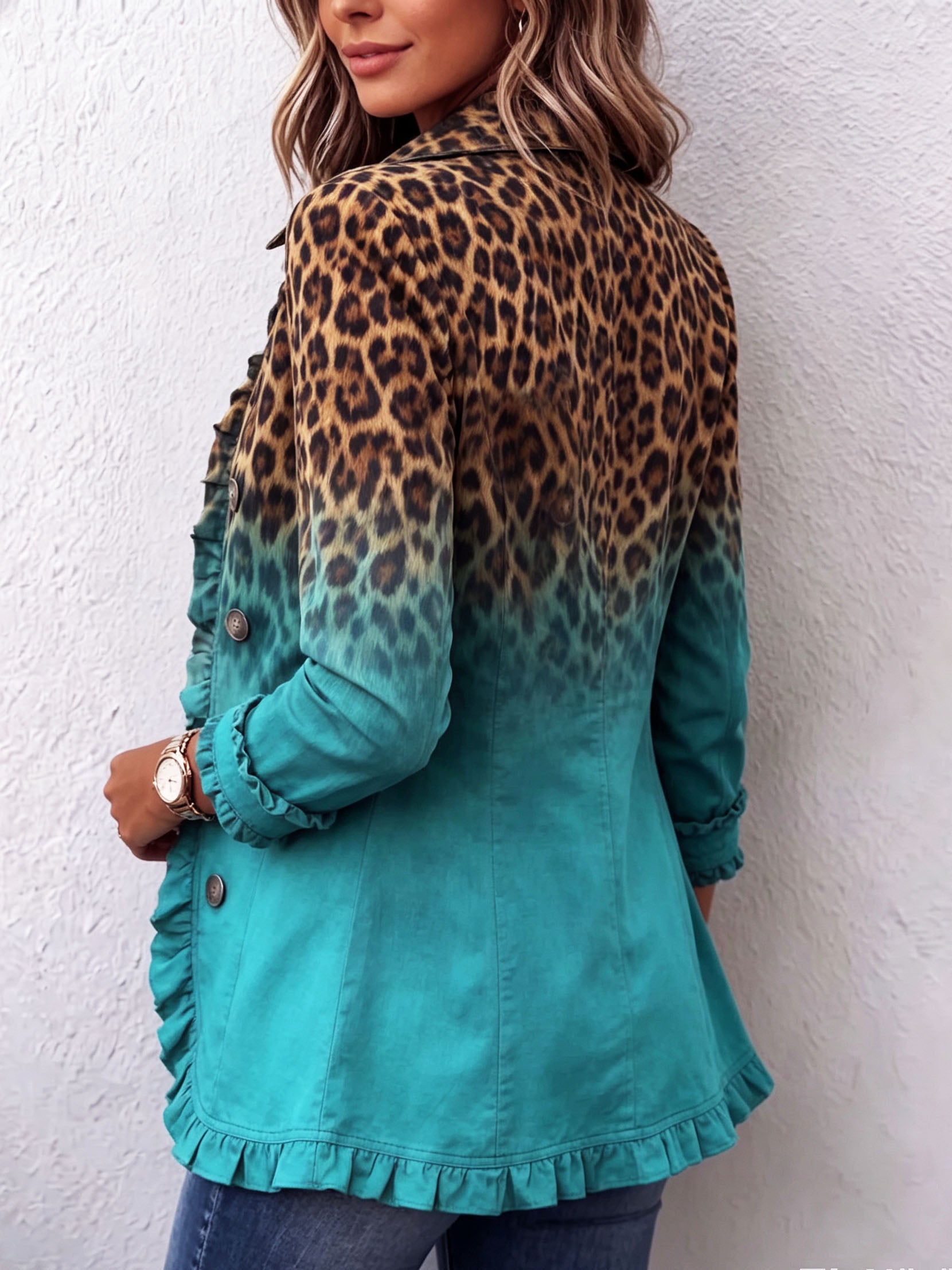 Elspeth™ | Blazer con volantes y estampado de leopardo degradado